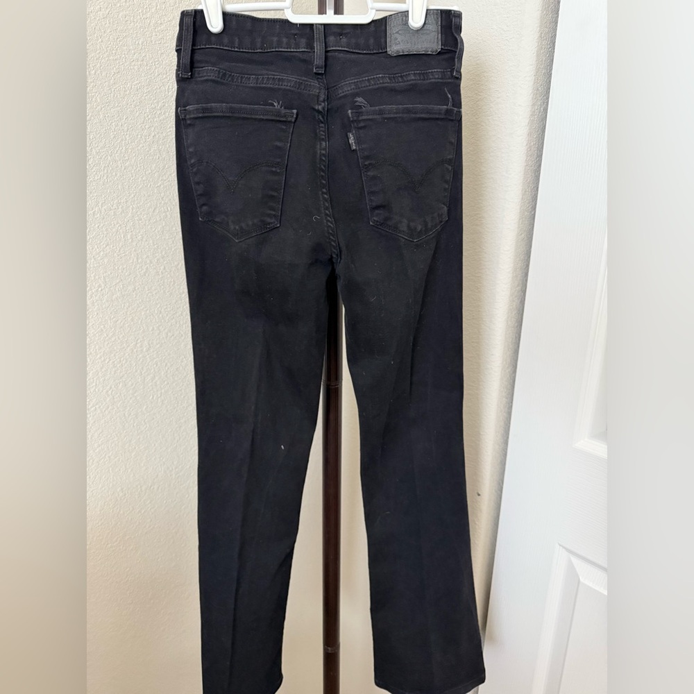 Women's Black Levi’s Jeans